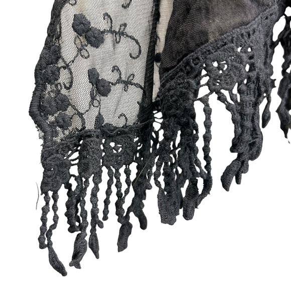 Crosstree Black Shawl Scarf OS Wrap Lacey Arm Holes Whimigoth Dark Romantic - Picture 12 of 12